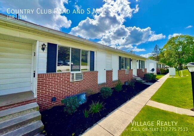 Photo - 813 Country Club Rd Unit #6