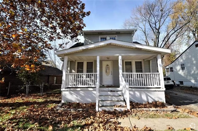 Building Photo - 3851 Fee Fee Rd Unit Whole House