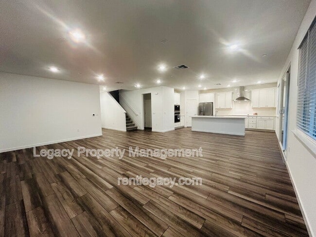 Photo - 3760 Oyster Pt Wy