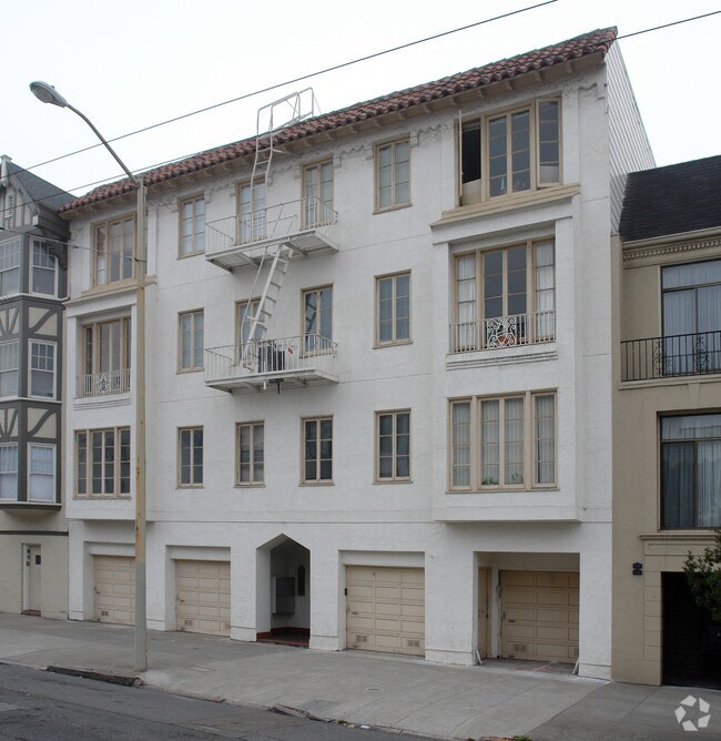 Photo - 3535 Fillmore St