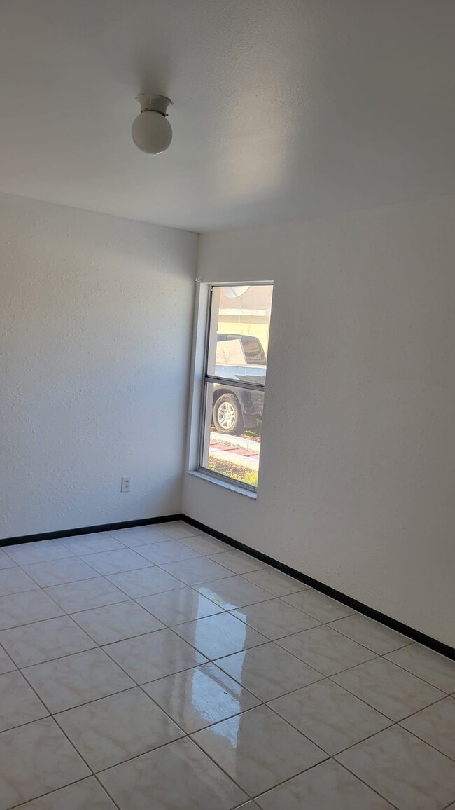 Photo - 117 Chicago Woods Cir Unidad 3