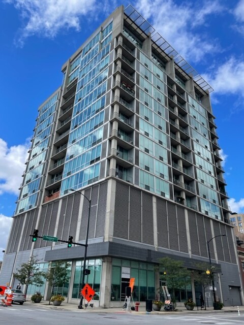 Photo - 700 W Van Buren St Condo Unit 1202