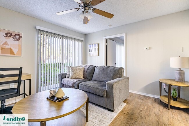 Building Photo - 1000 Palm Pl Dr NE Unit 1713.1411678