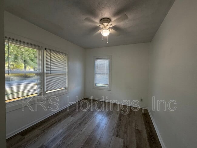 Photo - 903 Freedom Ave