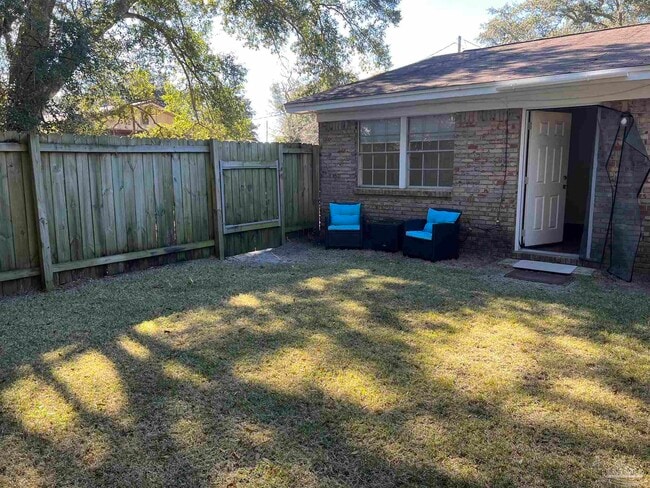 Photo - 113 McClure Dr