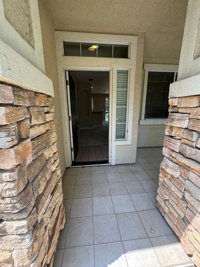 Photo - 2500 Babson Dr