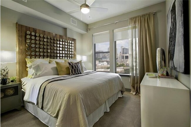 Photo - 112 Sandra Muraida Way Unidad A6-40