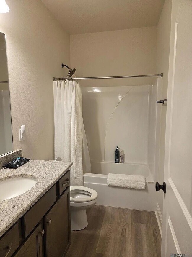 Photo - 4 Bedroom House Available July 2026|Near LSU | Geaux Tigers