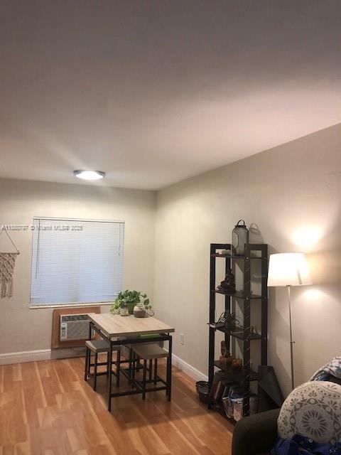 Building Photo - 1230 SW 42nd Ave Unit 3 Rental