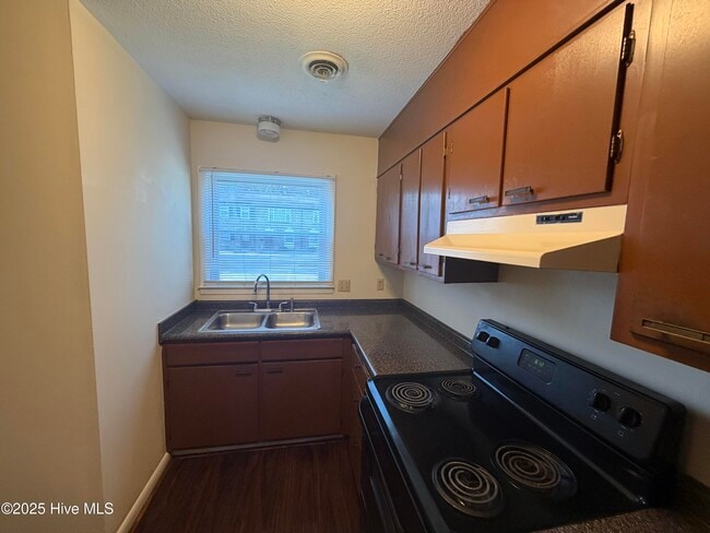 Photo - 133 Stratton Pl
