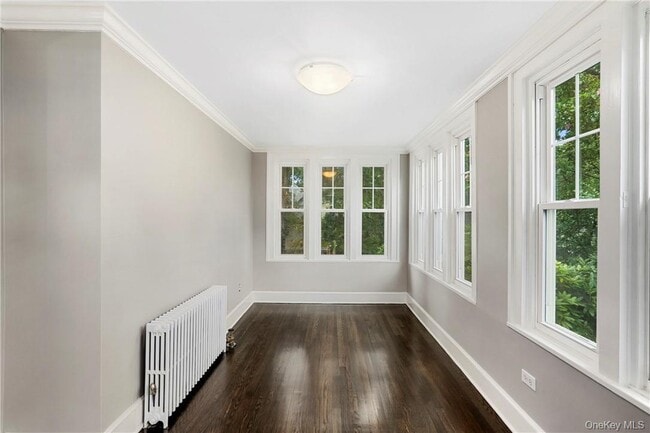 Photo - 48 Rossmore Ave