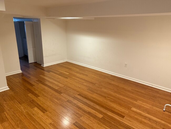 Photo - 4020 Blaine St NE