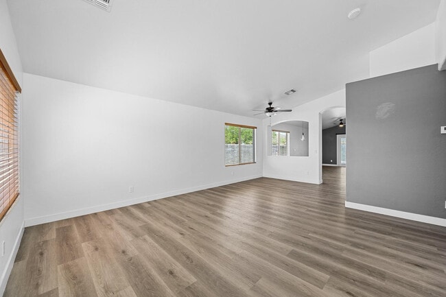 Photo - 22994 W Solano Dr