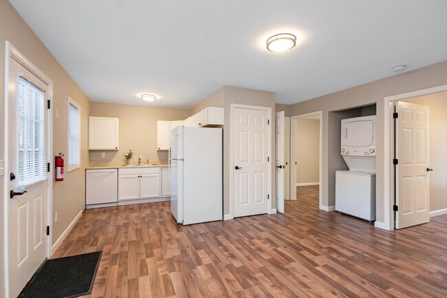 Photo - 293 Craig Ln Unit B