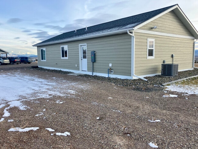 Photo - 340 Brownstone Rd