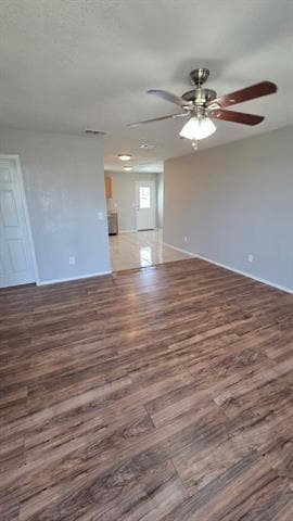 Photo - 600 Pacific St E