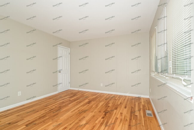 Photo - 7335 Landi Ct