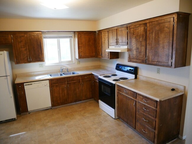 Photo - 6615 Brook Park Dr