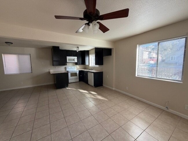 Photo - New Paint AND a Yard with a picket fence!