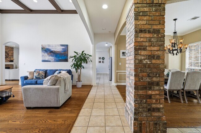 Photo - 71 Sable Heights