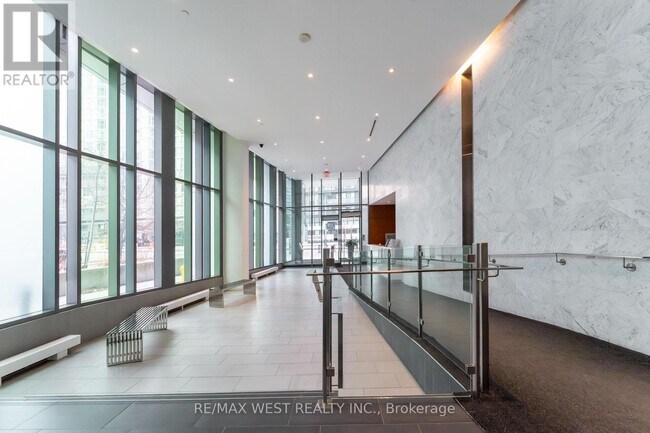 Photo - 170 Fort York Blvd Unit 2605