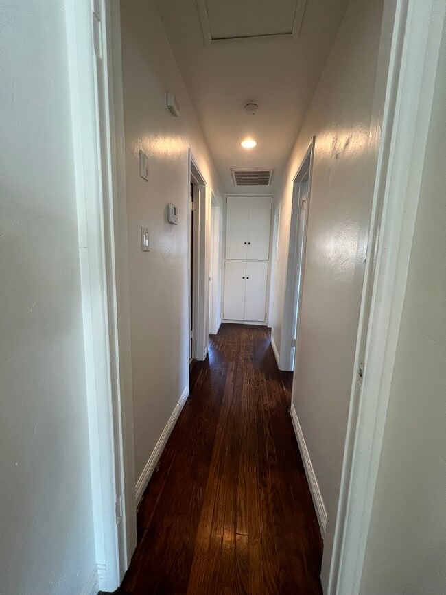 Photo - 2901 S K St