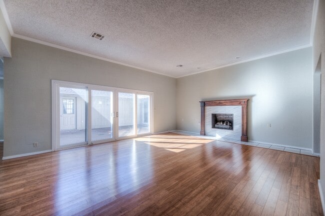 Photo - 7114 E 90th Pl