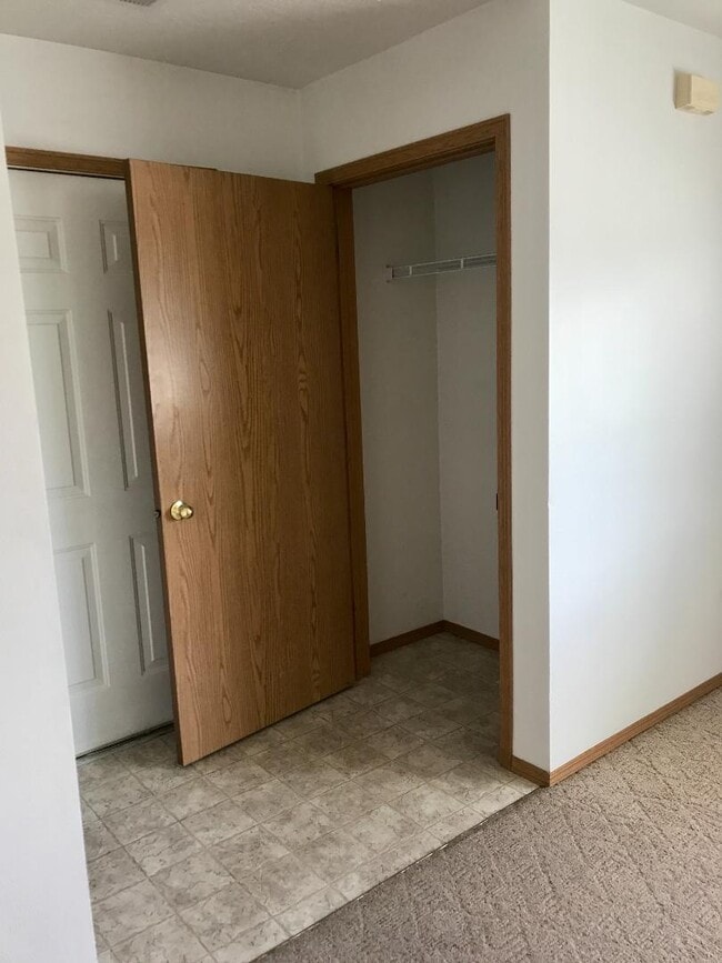 Photo - 7000 Uncle Robert Ln