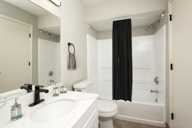 Photo - Iron Ridge and Stonegate Apartments