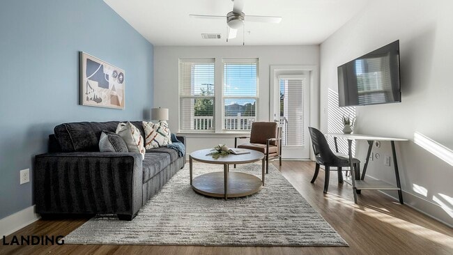 Photo - 5209 Craftsman Dr Unit 700-300