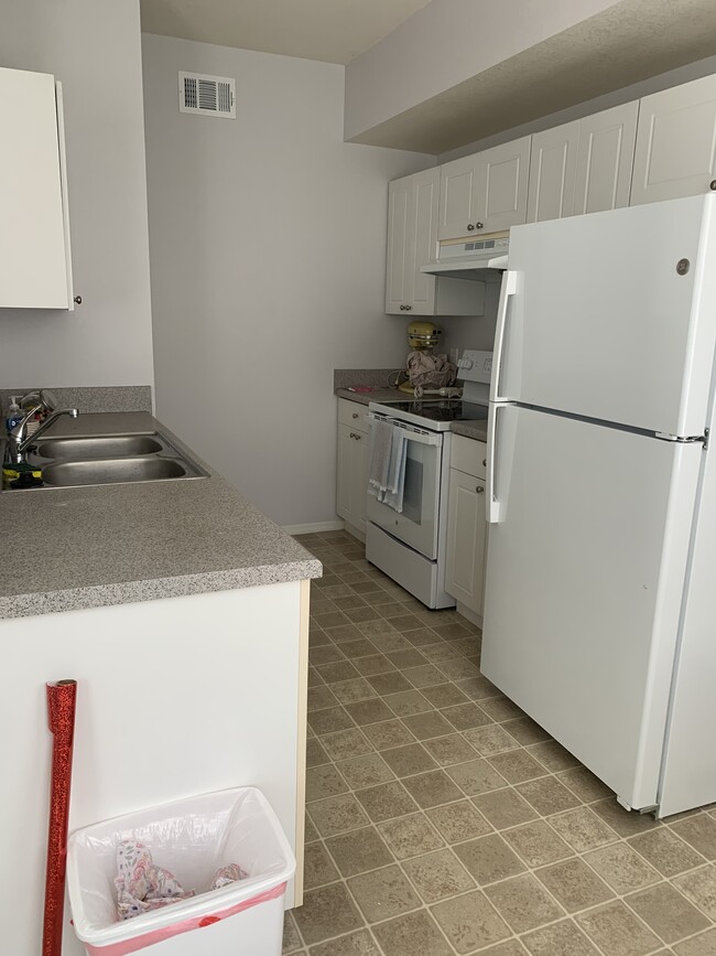 Kitchen - 5692 Star Rush Dr Condo Unit 202