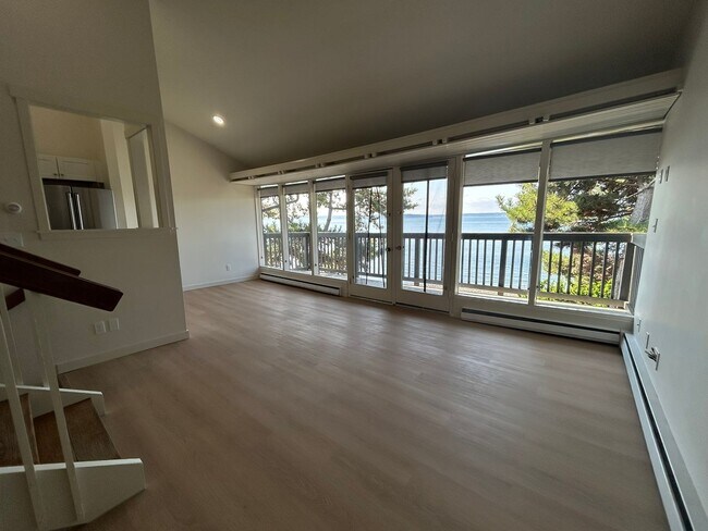 Building Photo - 2 Bedrooms on the Beach, W/D in Unit 3801 Rental