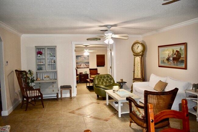 Photo - 121 Ocean Spray Avenue