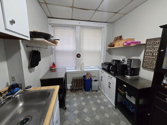 Photo - Close to T - Pet Friendly - On site laundry Unit 11