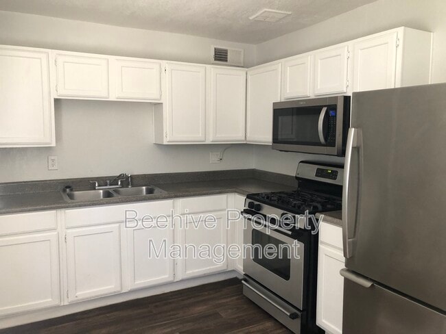 Photo - 529 S Bellview