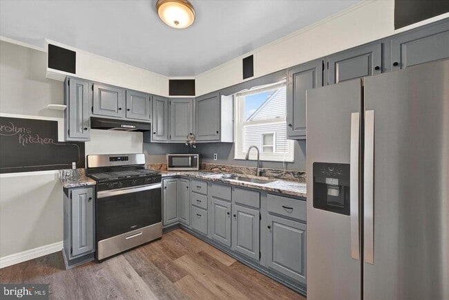 Photo - 6820 Bessemer Ave