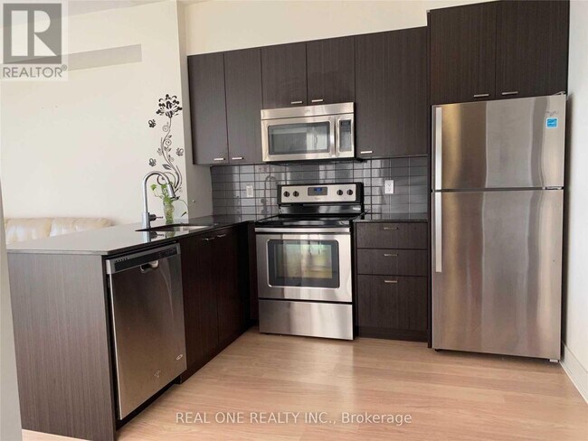 Photo - 88 Sheppard Ave E Unité 2706