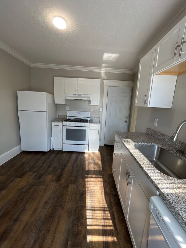 Photo - 1623 Franklin Park S Unit 4