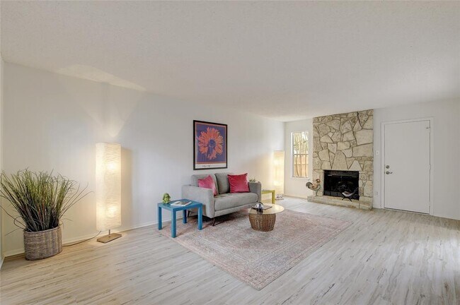 Photo - 4505 Clarno Dr