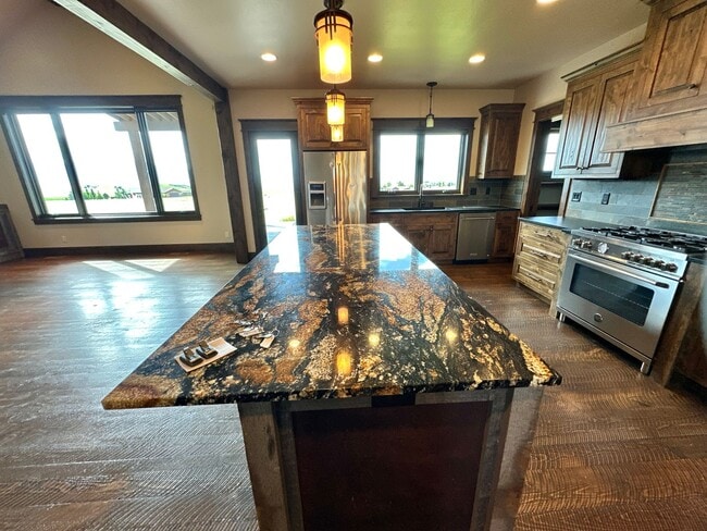 Photo - 4 Bedroom 3 1/2 Bath Home in Belgrade