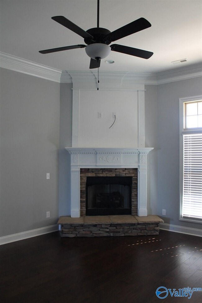 Photo - 129 Shalerock Dr