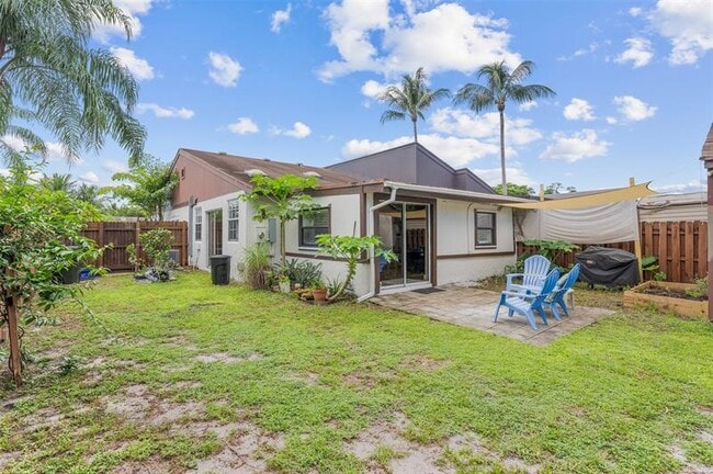 Photo - 4505 NW 3rd Dr