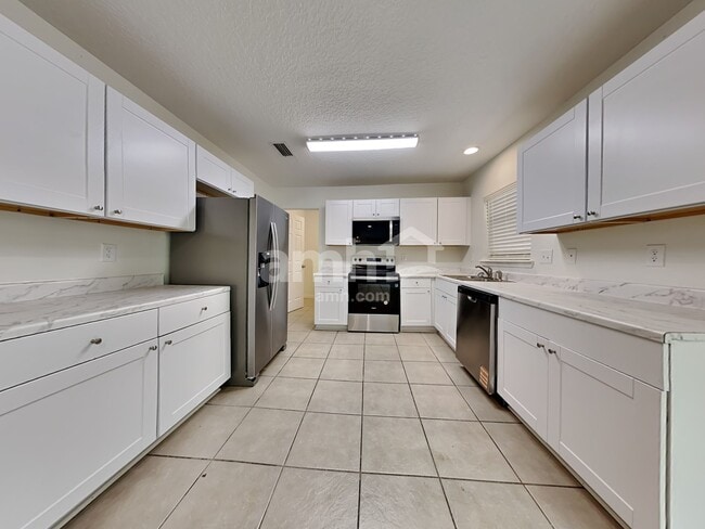 Photo - 2360 Cherokee Cove Trl