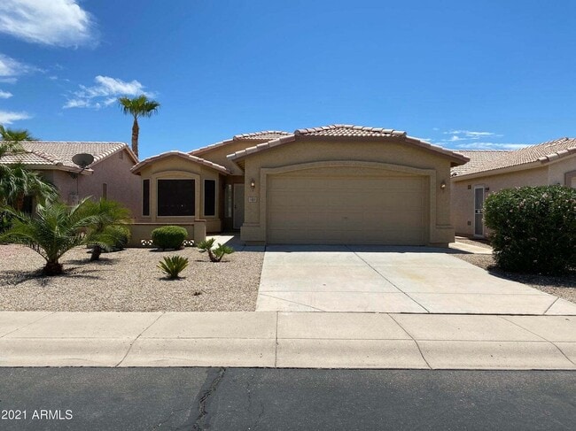 Building Photo - 1461 E La Costa Dr