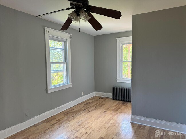 Photo - 312 N 3rd Ave