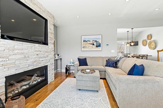 Photo - 517 N Cornwall Ave