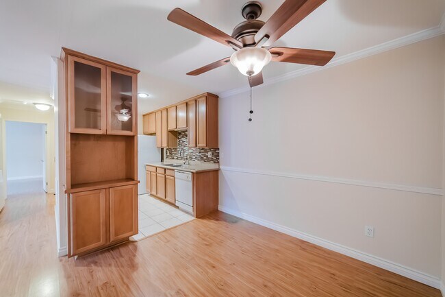 Photo - 1760 El Camino Real