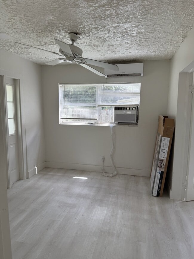Photo - 319 Kenilworth Blvd