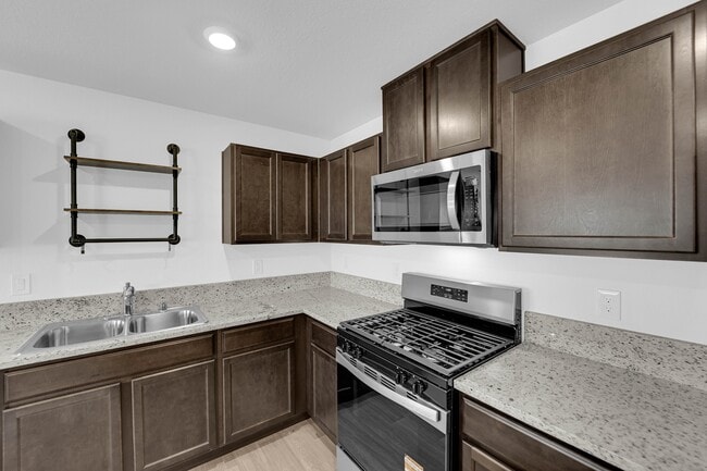 Photo - 6020 Swift Lariat St