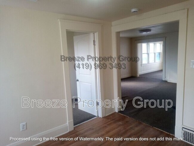 Photo - 771 Orchard St